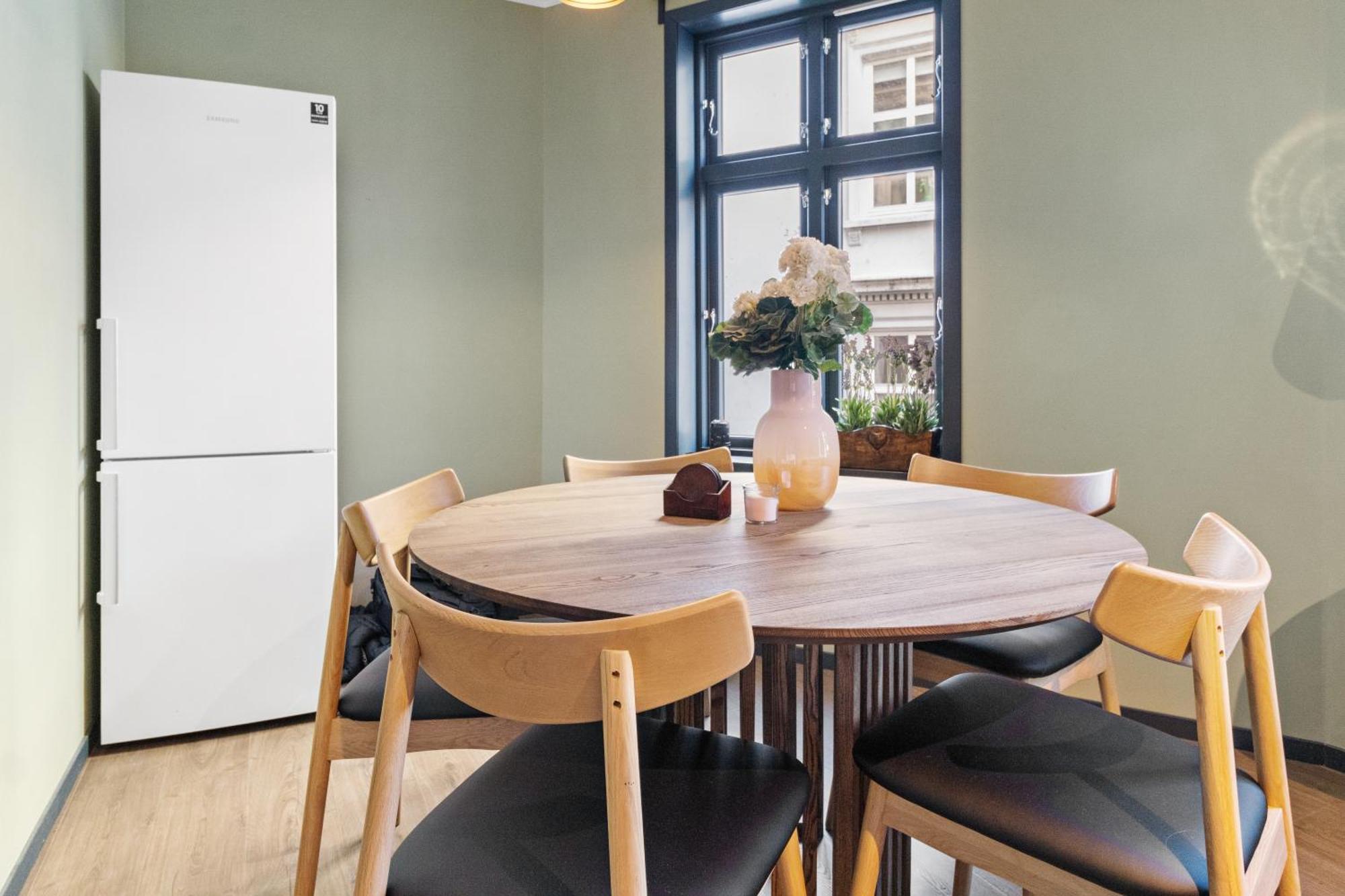 Elegant Urban Apartment Bergen Exteriör bild